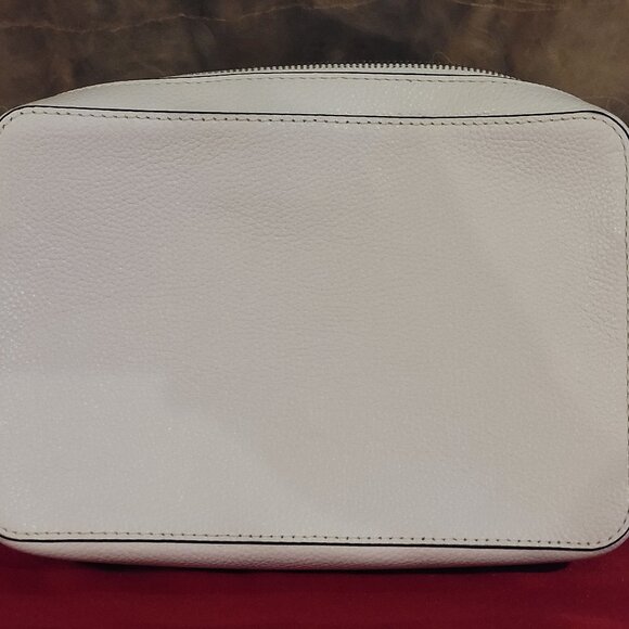BRAND NEW, WITHOUT TAGS, MICHAEL KORS PURSE, MINT CONDITION!!! - Picture 6 of 6